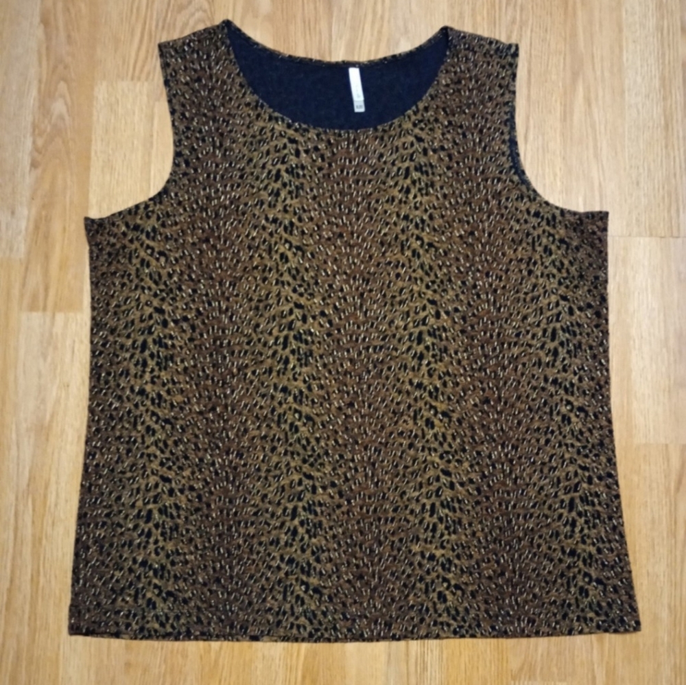 Stunning women's top XL